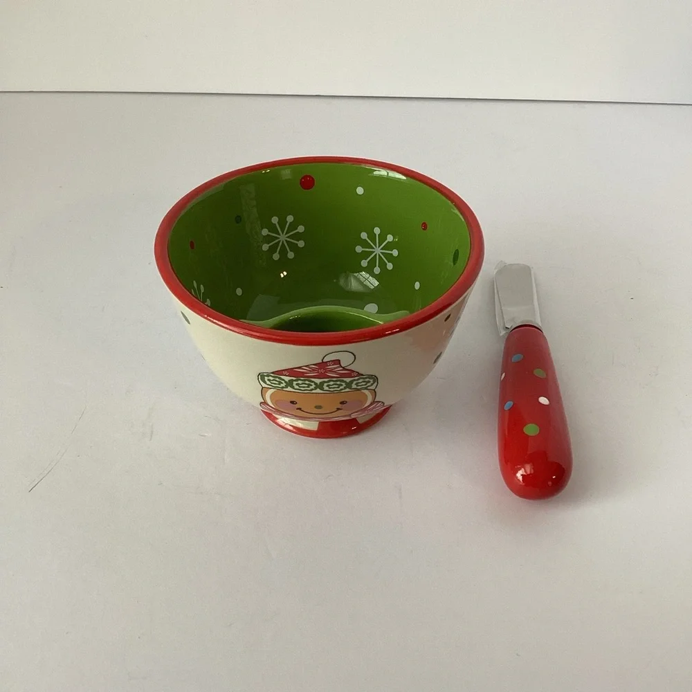 TEMPTATIONS: winter whimsy gingerbread dip bowl with spreader